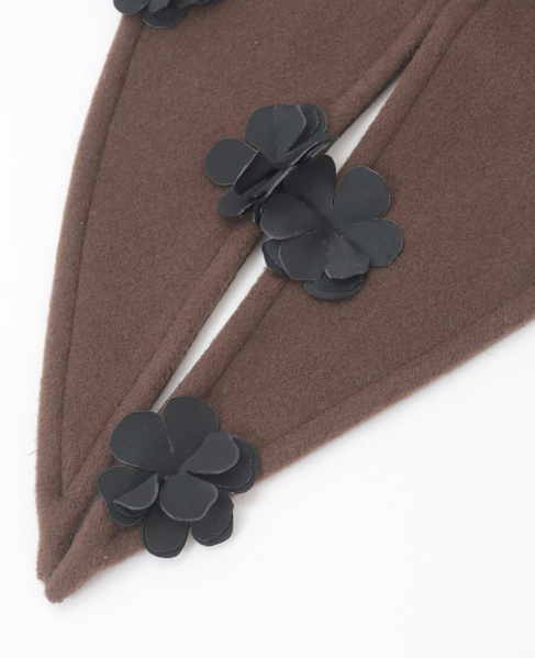 【MARGE/マージ】Wool flower motif hooded scarf 詳細画像 ブラウン 10
