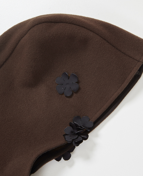 【MARGE/マージ】Wool flower motif hooded scarf 詳細画像 ブラウン 4