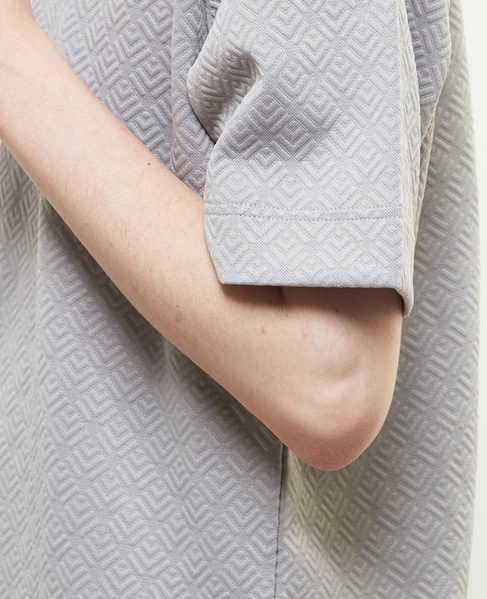 ジオメトリックブリスターVネックハーフスリーブTシャツ 詳細画像 ホワイト 7