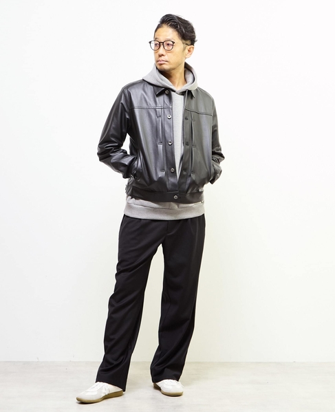 アヤクッションスプリットラグランフーディ 詳細画像 シロクロ 19