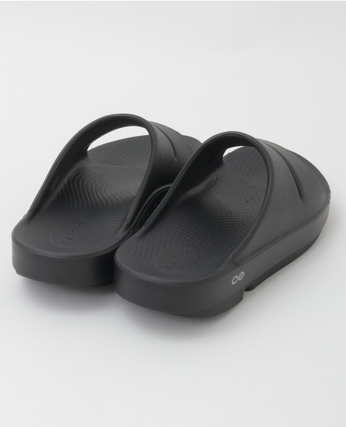 【OOFOS/ウーフォス】Ooahh / ウーアー / リカバリーサンダル 詳細画像 ブラック 4