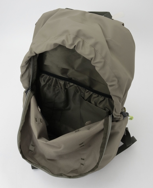 【ELLIKER/エリカー】Kiln Hooded Zip Top Backpack 22L 詳細画像 ベージュ 8
