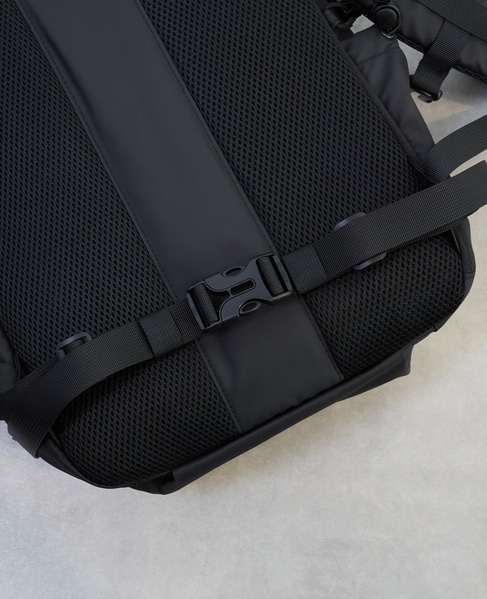 【ELLIKER/エリカー】Kiln Hooded Zip Top Backpack 22L 詳細画像 ブラック 5