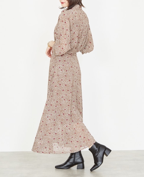 大人気 Mami さんコラボ レトロプリントワンピース S ブラウン系 ロングワンピース