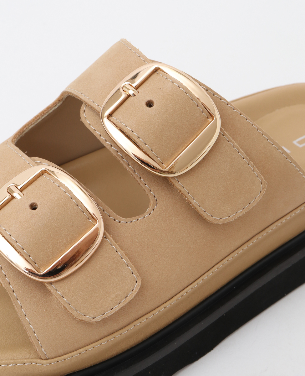 春の新作シューズ満載 GOLD BUCKLE SANDAL veme.fi