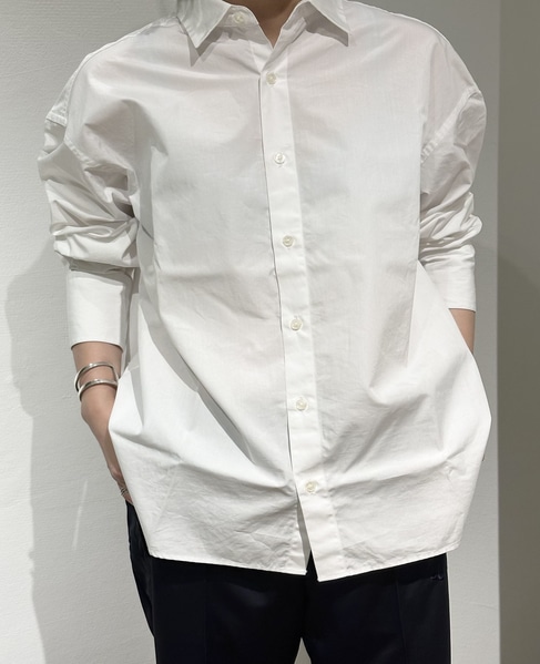 【THE FLATS（ザ フラッツ）】THOMAS MASON使用オーバーサイズシャツ カラーバリエーション画像 ホワイト 1