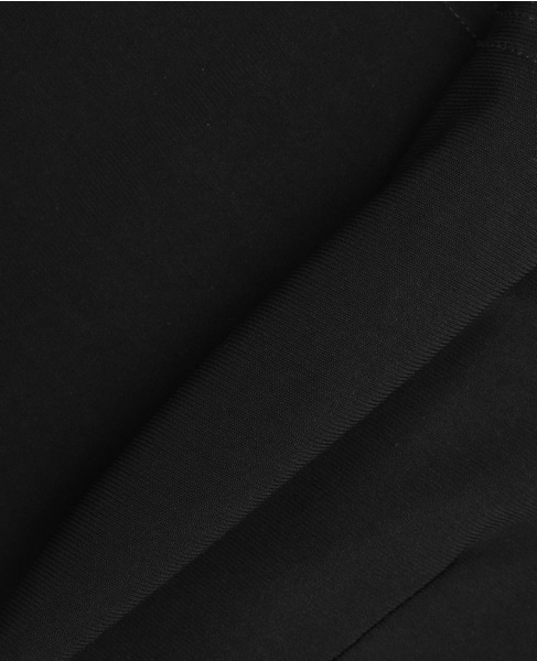 【LUTZ HUELLE/ルッツヒュエル】ツイストデザインプルオーバー 詳細画像 ブラック 6