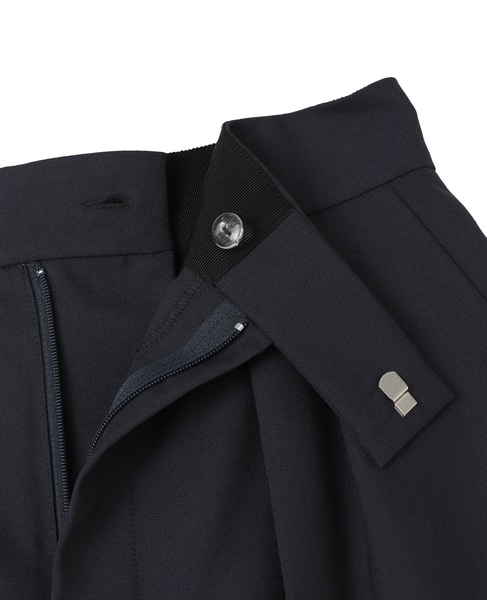 【LUTZ HUELLE/ルッツヒュエル】タックデザインショートパンツ 詳細画像 ネイビー 5