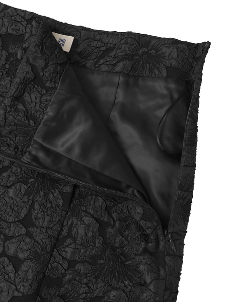 【BAUM UND PFERDGARTEN/バウムウンドヘルガーテン】フラワージャカードサイドスリットスカート 詳細画像 ブラック 14