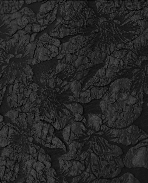 【BAUM UND PFERDGARTEN/バウムウンドヘルガーテン】フラワージャカードサイドスリットスカート 詳細画像 ブラック 15