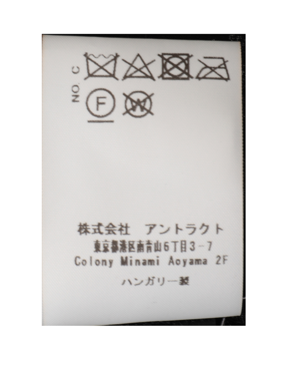 【LUTZ HUELLE/ルッツヒュエル】パネルディテールスカート 詳細画像 ブラック 5