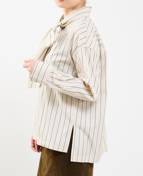 タイ付き（取り外し可能）ブラウス 詳細画像 ベージュ系その他 3