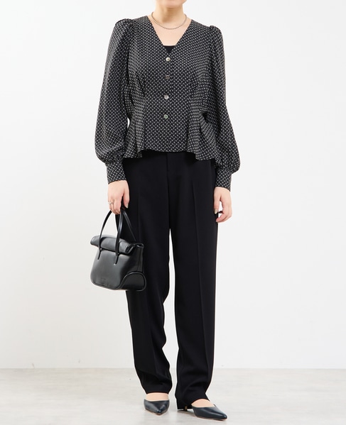 Vネックウエストタックブラウス 詳細画像 ブラック系その他 4