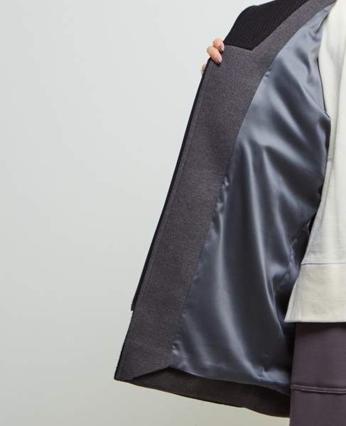 【nota della mano sinistra（ノータ デラ マノ シニストラ）】ドルマンファスナーハイネックコート 詳細画像 ブラック 13