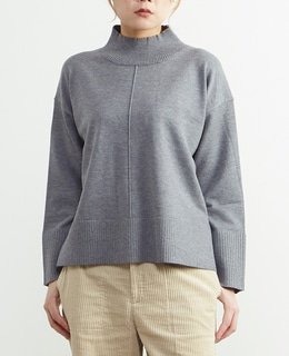 ライン入りニット