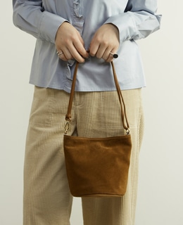 【AULENTTI/オウレンティ】スウェードハンドバッグ DI 3603 CADO 