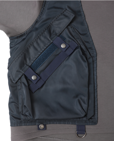 【AULA AILA/アウラ アイラ】ポケットディテールコンパクトプルオーバー 詳細画像 チャコールグレー 7