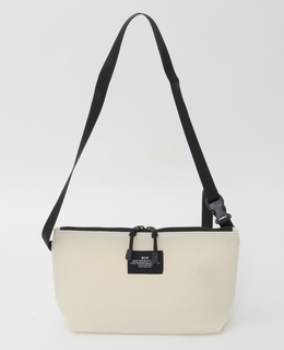 【BAGSINPROGRESS/バッグスインプログレス】Fannypack Crossbody J - Double Mesh