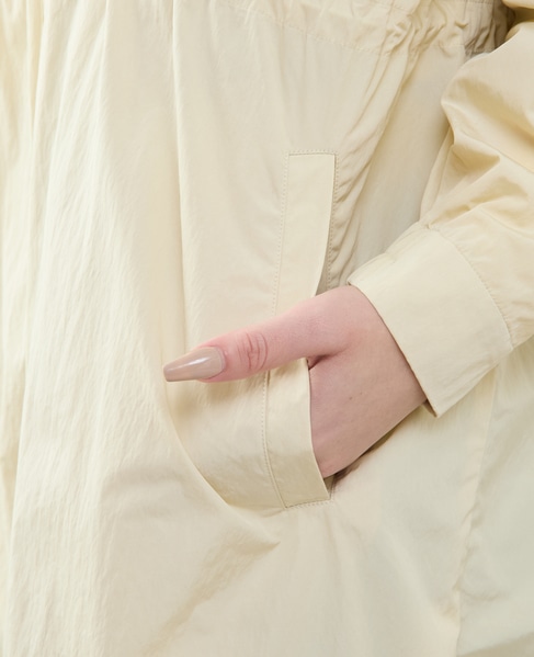 ナイロンフード付コート（フード収納可） 詳細画像 アイボリー 10