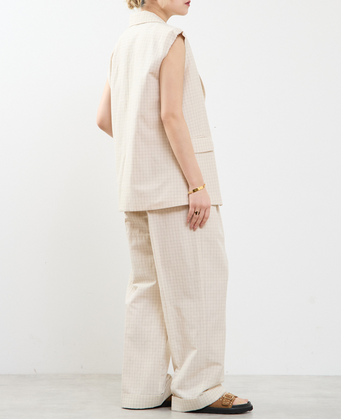 【A_ /エース】カットオフデザイン ノーカラースリーブレスジャケット 詳細画像 ベージュ系その他 10