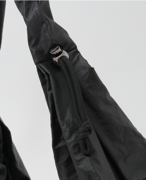 【ACOC/アコック】GLOSSY MID TANGLE TWIST BAG 詳細画像 ブラック 5