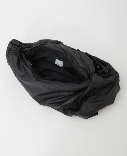 【ACOC/アコック】GLOSSY MID TANGLE TWIST BAG 詳細画像 ブラック 8