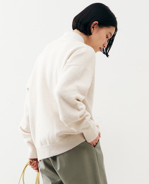 【ふわっと暖かい風合いの深めVネック☆レイヤードを楽しめるプレーンなシンプルニット】 詳細画像 ライトベージュ 5