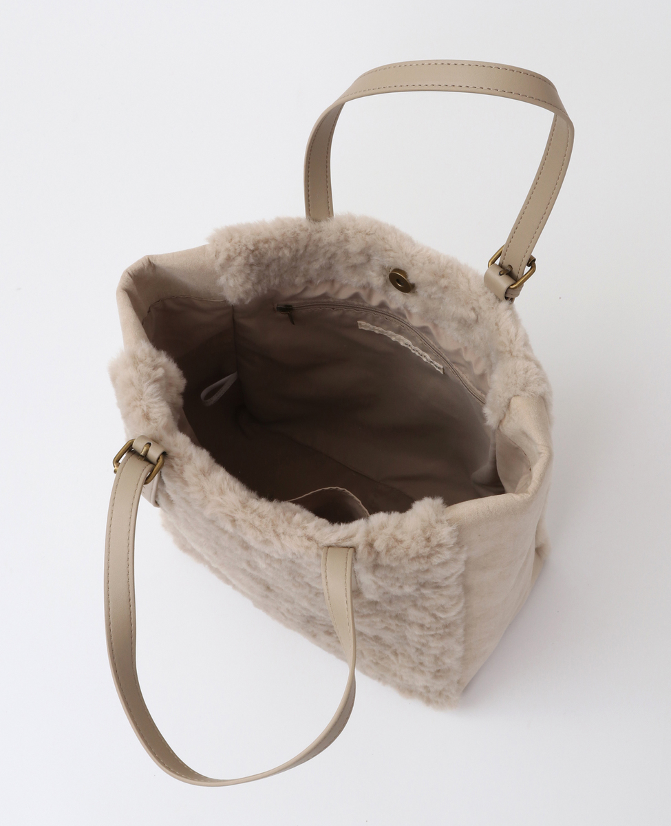 秋冬のコーデを飾る軽量で暖かみのあるトートバッグ｜商品詳細