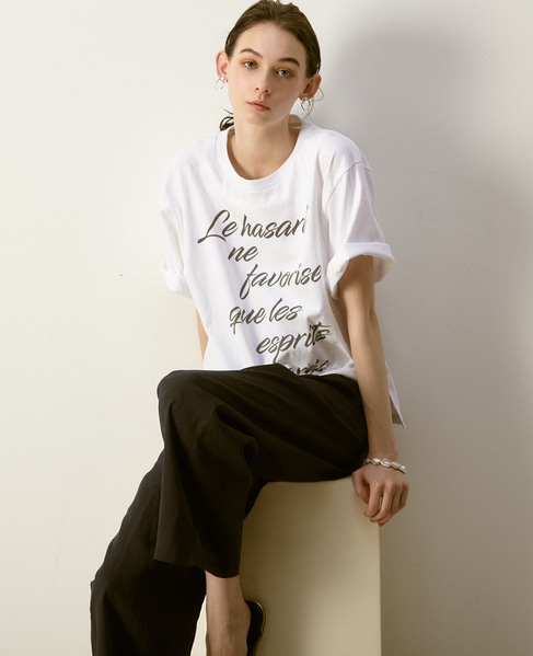 ゆったり涼しい 着映えするロゴプリントtシャツ 商品詳細 メルローズ公式通販 Melrose Store メルローズストア