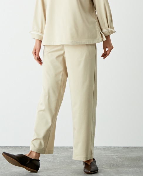 【マリンボタンがポイントのストレッチストレートパンツ】 詳細画像 ライトベージュ 1