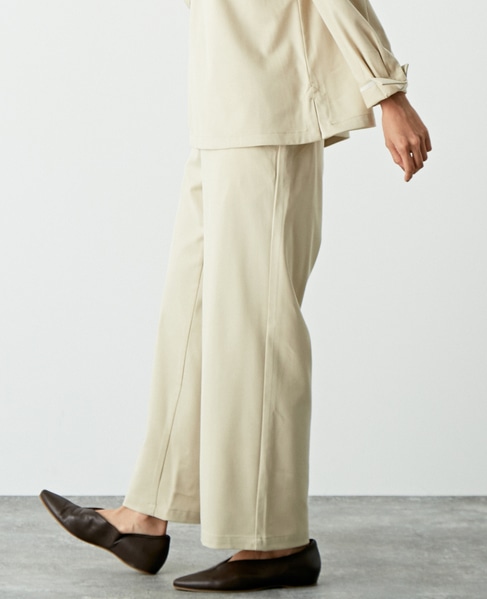 【マリンボタンがポイントのストレッチストレートパンツ】 詳細画像 ライトベージュ 2