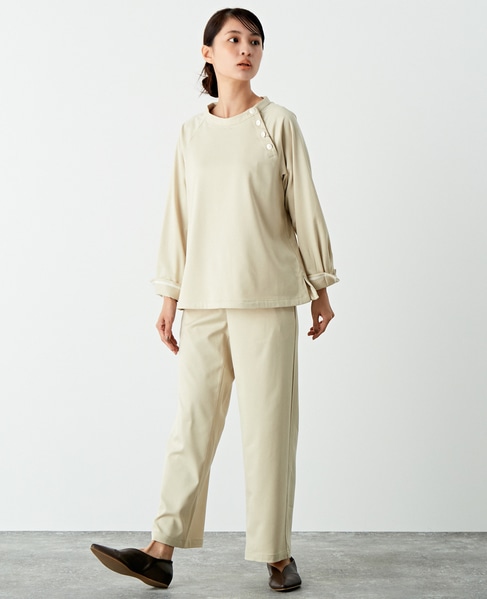 【マリンボタンがポイントのストレッチストレートパンツ】 詳細画像 ライトベージュ 4