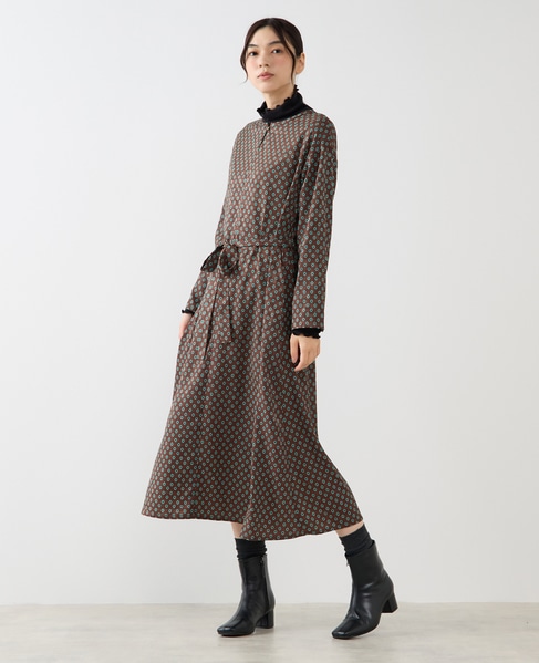 【小紋プリントフレアワンピース】 詳細画像 ブラウン 3