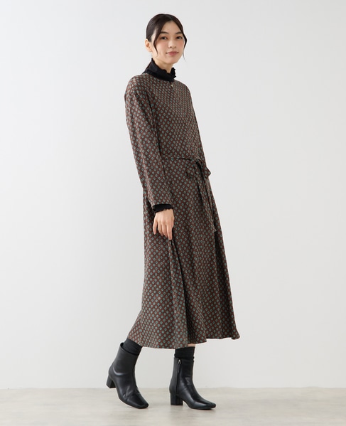 【小紋プリントフレアワンピース】 詳細画像 ブラウン 9