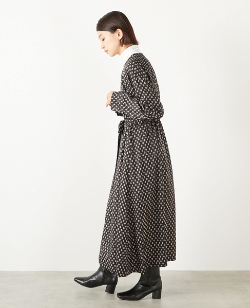 【小紋プリントフレアワンピース】 詳細画像 ブラック 3