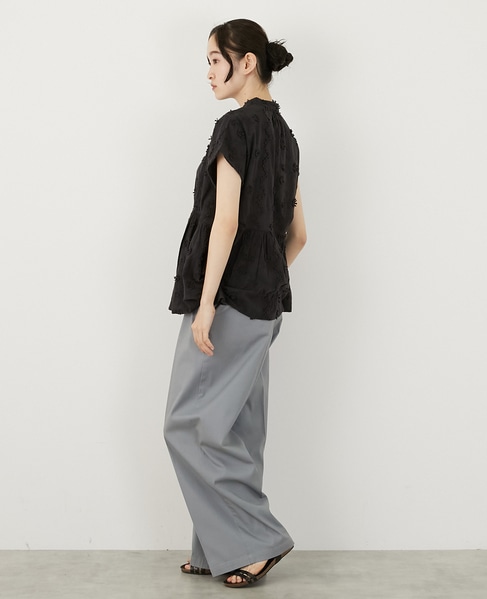 【コットンローン3D刺しゅうバンドカラーブラウス】 詳細画像 ブラック 4