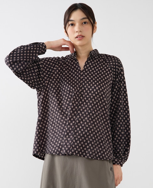 【小紋プリントタイ付きブラウス】 詳細画像 ブラック 10