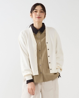 【総針編みVネックカーディガン】