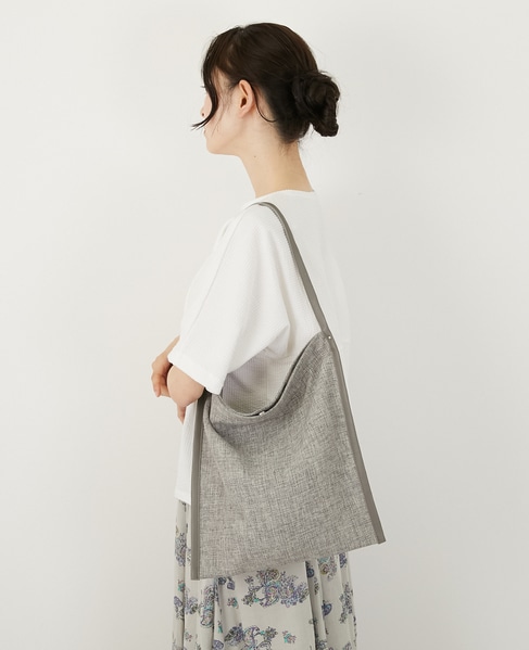【軽量で涼し気な素材感のワンショルダーバッグ】 詳細画像 グレー 3