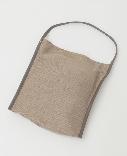 【軽量で涼し気な素材感のワンショルダーバッグ】 詳細画像 ライトカーキ 10