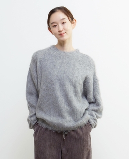 ロングシャギークルーネックプルニット