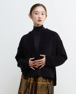 キーネックカットプルオーバー