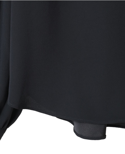 【noir】バックサテンフリルブラウス 詳細画像 チャコールグレー 15