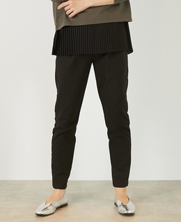 《定番》ストレッチスリムテーパードパンツ