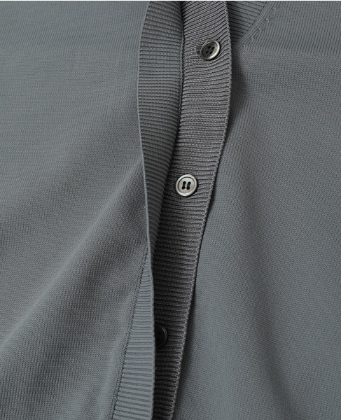 【超軽量天竺前立て2重デザインVカーディガン】 詳細画像 グレー 15