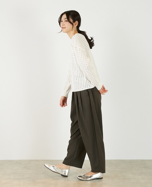 【微光沢のリリヤーンケーブル透かし柄ニット】 詳細画像 ホワイト 4