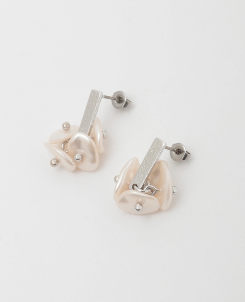 【ハレの日を華やかに彩る変形パールピアス】 詳細画像 シルバー 4