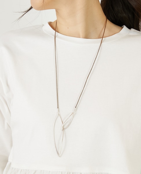 【ワイヤーネックレス】 詳細画像 グレイッシュベージュ 1
