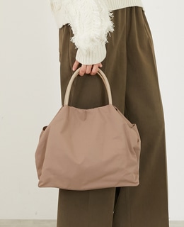 【ふんわり軽量な撥水2wayトートバッグ】