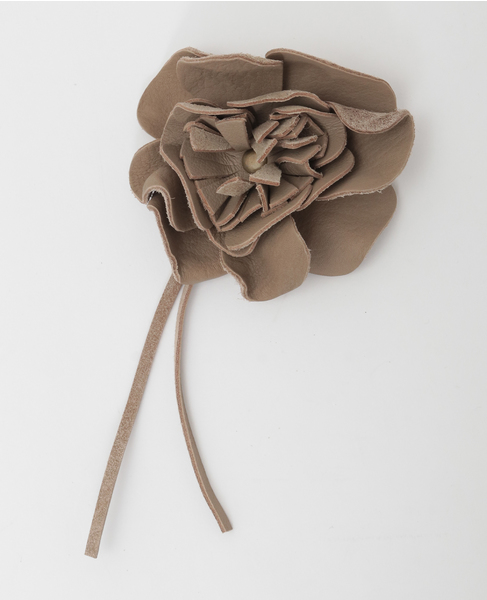 【Ampersand/アンパサンド】フラワーコサージュチャーム 詳細画像 ベージュ 1